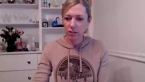 Racy Tracy online show from January 31, 9:59 pm