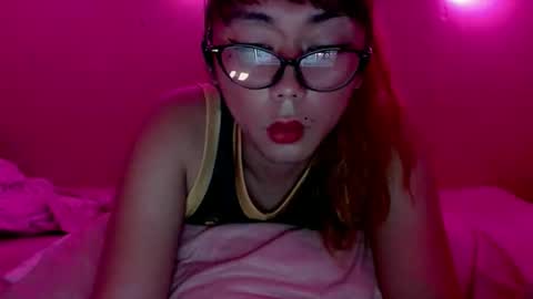 red_kitsune69 online show from February 22, 5:59 pm