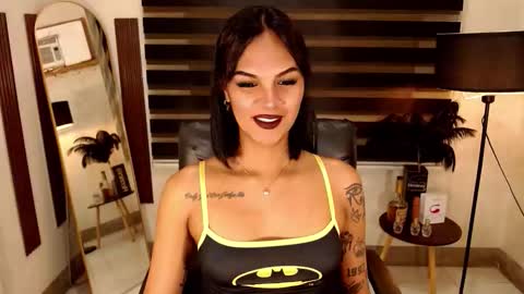 riri online show from November 13, 10:13 am