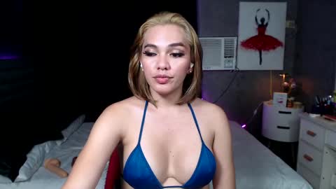 Miss Cassie online show from November 14, 7:22 pm