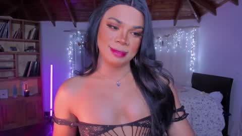 Romi Rouse online show from March 13, 6:08 am