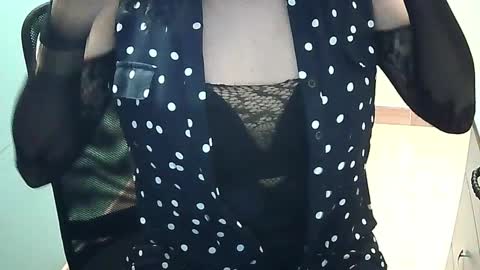 Rosa online show from March 10, 5:50 pm