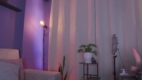 Lyla OF roselinedior online show from July 30, 4:17 pm