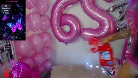 rubyofarell21 online show from May 6, 3:18 pm