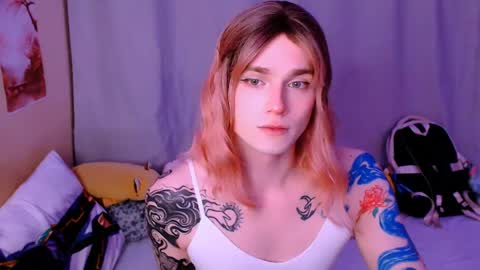  Alice  online show from April 23, 3:47 pm