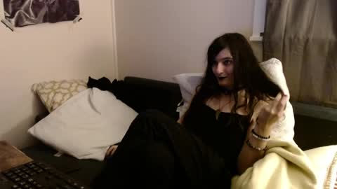 sabinewinters online show from May 6, 5:14 am