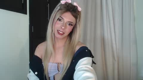 sabrinatshot online show from May 30, 3:27 am