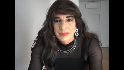 Snapshot of sabry_98 chatting on December 6, 9:05 am Sabrina online show from December 6, 9:05 am