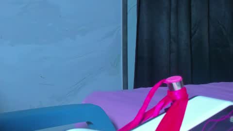 sam_naughty18 online show from July 1, 2:01 am