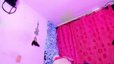 samy_ice online show from August 1, 4:57 am