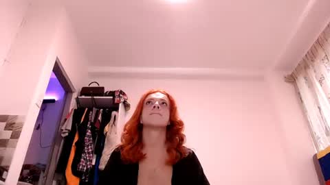 sara_johnson__ online show from July 8, 11:03 am