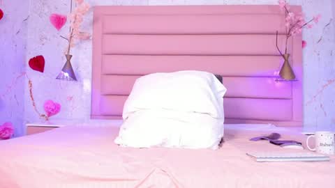 Scarleet online show from July 8, 8:12 pm