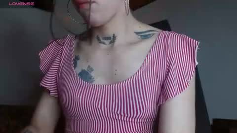 scarlet online show from June 26, 10:30 am