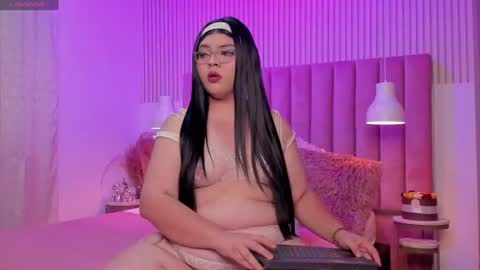 Scarlett  online show from July 8, 11:14 am
