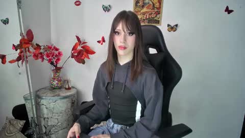 Scarlett Twigs online show from February 8, 6:12 pm