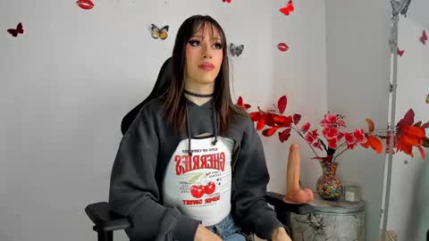 Scarlett Twigs online show from February 26, 6:32 pm