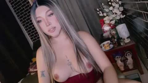 Ada Thompson online show from April 28, 1:48 pm