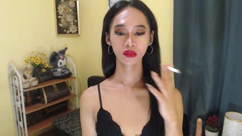 ashly online show from November 15, 12:03 pm