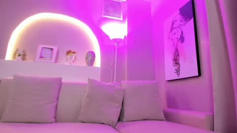 sensual_shanel online show from May 7, 2:18 am