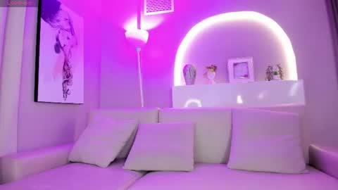 sensual_shanel online show from June 30, 2:00 am