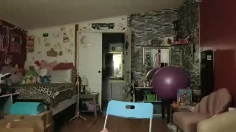sexiwhiskey699 online show from April 28, 3:22 am