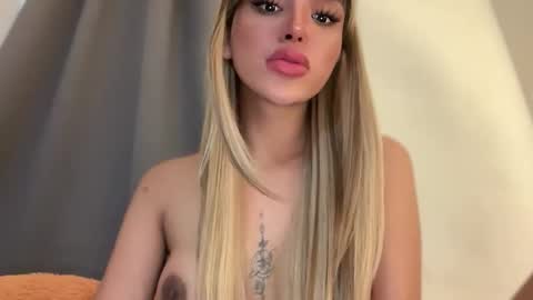 Seraphina Blaze online show from February 20, 7:54 am