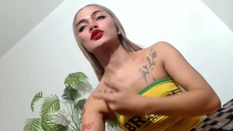 sexyhotbabe18 online show from March 6, 8:58 pm