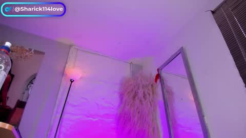 sharick lovee    online show from February 5, 12:10 pm