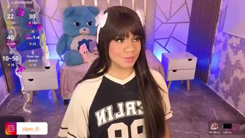 Siiam Tay online show from October 25, 3:56 am