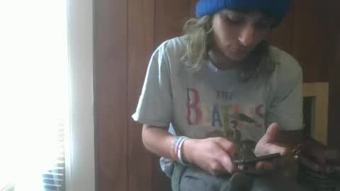 Hailey online show from December 4, 3:26 pm