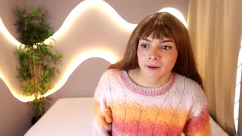 simone_sky online show from March 16, 12:42 pm