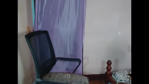 Ava online show from September 17, 5:45 am