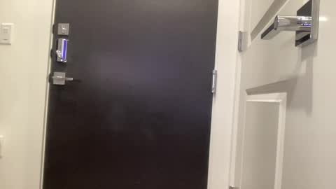 Sissyblkgoddess online show from April 22, 3:02 am