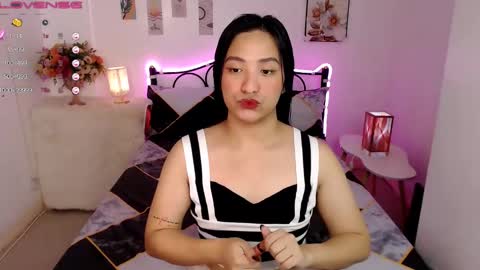 Queen Cyrine online show from February 17, 3:58 am