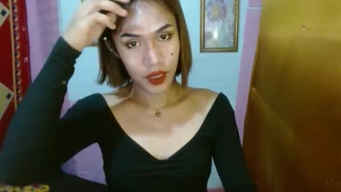 Snapshot of slutqueen_raz chatting on October 22, 10:39 am Raz online show from October 22, 10:39 am