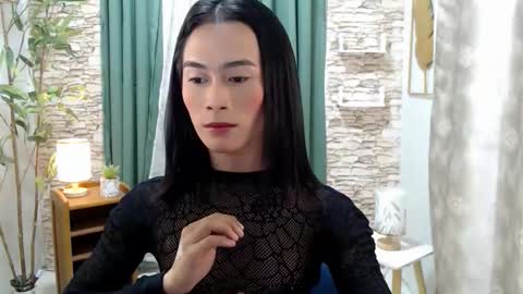 Snapshot of slutty_vanna chatting on October 26, 6:04 pm mia online show from October 26, 6:04 pm