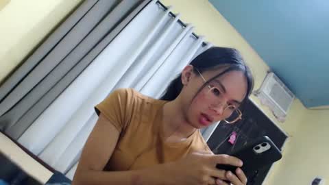 CHIE CHIE online show from March 6, 10:53 am