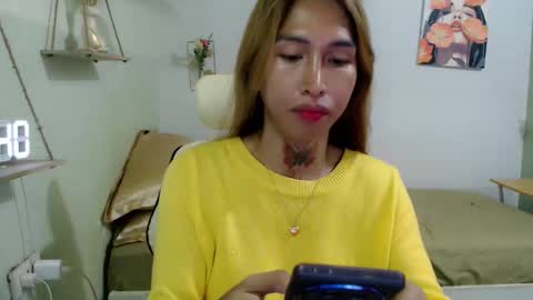 snow_2000 online show from October 27, 7:16 am