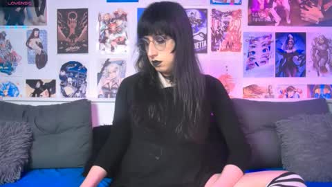 Snow and Bubble online show from November 1, 4:48 pm