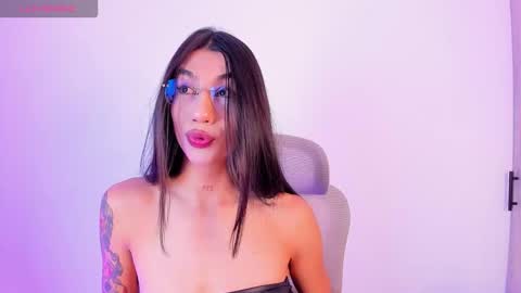 Sofi online show from November 25, 1:46 pm