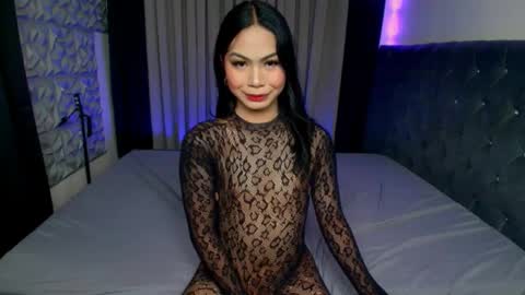 solene online show from April 30, 12:27 am
