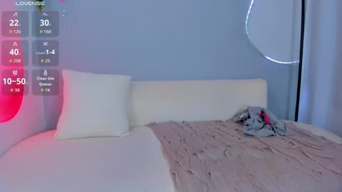 Sophie online show from April 30, 11:53 pm