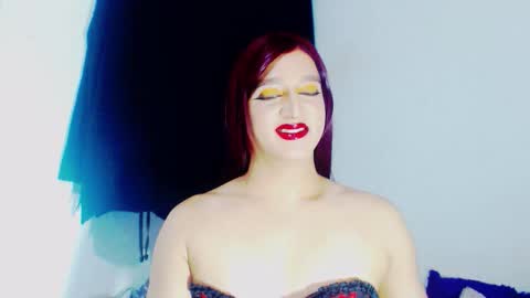sophiehillsxo online show from February 15, 5:14 am