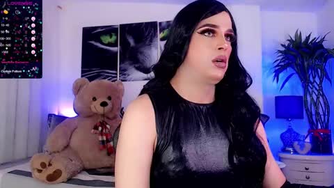 Sophie Sweet online show from January 17, 6:26 am