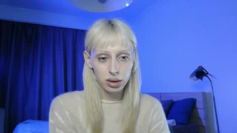 sora999999999 online show from April 26, 8:40 pm