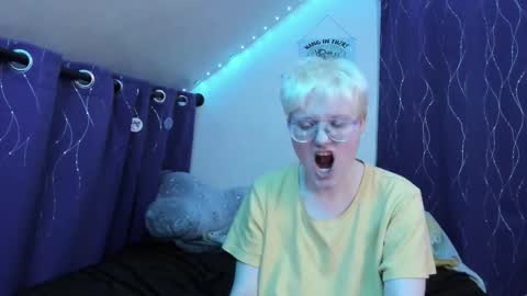 Atticus Pendragon online show from November 29, 5:20 am