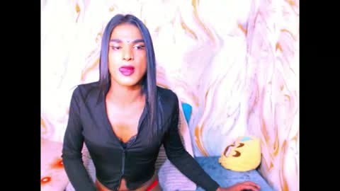 spicybarbie4u online show from April 29, 6:25 pm