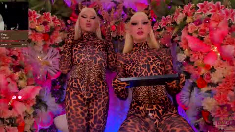  Alison  Sharon  online show from March 15, 5:43 am