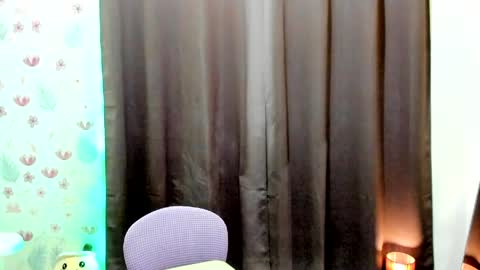 Kimmy online show from May 4, 10:42 am