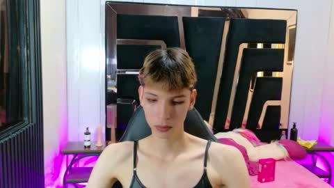 stefany piink online show from March 19, 12:49 pm